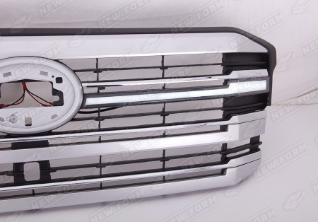 Toyota Land Cruiser LC 300 2021 - н.в. Решетка радиатора с подсветкой