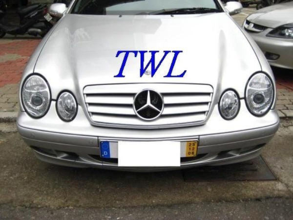 Mercedes CLK W208 (98-02) фары передние линзованные, перфорированные, хромированные, под ксенон, комплект 2 шт