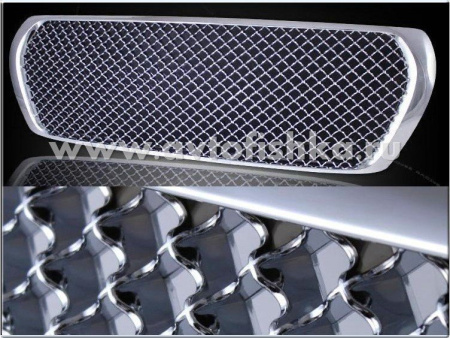 Toyota Land Cruiser 200 (07-11) решетка радиатора хромированная пластиковая, дизайн "Bentley".