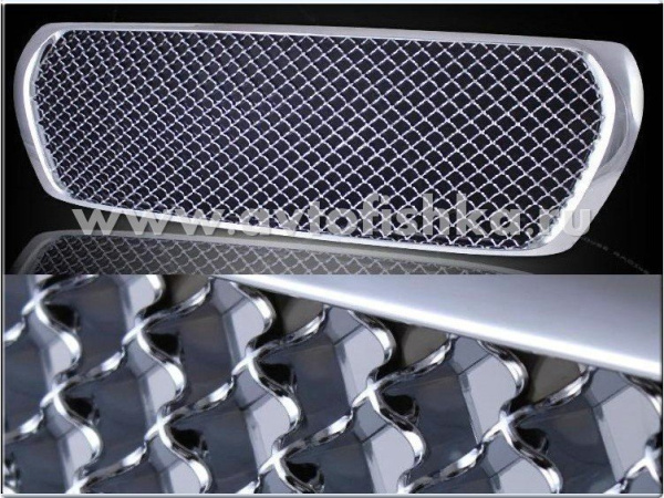 Toyota Land Cruiser 200 (07-11) решетка радиатора хромированная пластиковая, дизайн "Bentley".
