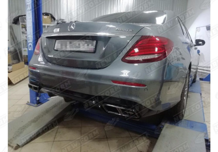 Mercedes-Benz E-Klasse W213 2016 - 2020 Диффузор заднего бампера черный молдинг 6.3S AMG