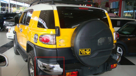 Toyota FJ Cruiser (07-) угловые защитные хромированные накладки заднего бампера, комплект 2 шт.