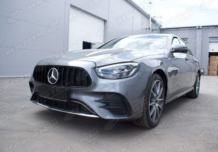 Mercedes-Benz E-Klasse W213 рестайлинг 2020 - н.в. Решетка радиатора AMG GT черная