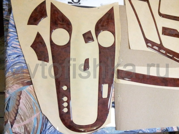 Chevrolet Cruze (2009-) декор салона авто под дерево с коробкой автомат, комплект 9 предметов.