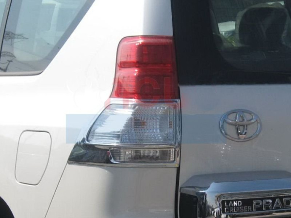 Toyota Land Cruiser Prado 150 (09-) накладки на задние фонари хромированные, комплект 4 шт.