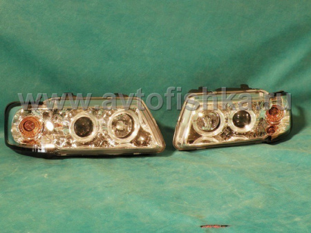 Audi A3 (96-02) передние фары линзовые хромированные, со светящимися ободками, со светодиодами, комплект 2 шт.