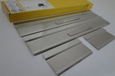 Honda Jazz (02-08) накладки на внутренние пороги, к-кт 4шт.