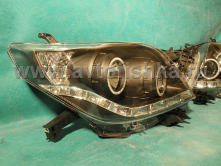 Toyota Land Cruiser Prado 150 (2010-) фары передние линзовые черные со светящимися ободками и светодиодной подсветкой, комплект 2 шт.