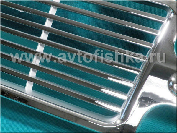 Chevrolet Tahoe, Suburban (99-06) решетка радиатора хромированная пластиковая, горизонтальный дизайн