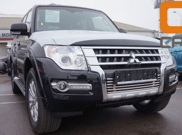 Mitsubishi Pajero (14–) Решетка переднего бампера нижняя d16
