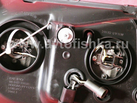 Toyota Land Cruiser 100 (98-05) фары передние черные матовые, с совмещенными поворотниками, комплект 2 шт.