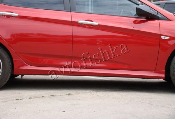 Kia Rio (10 – н.в.) пороги внешние пластиковые