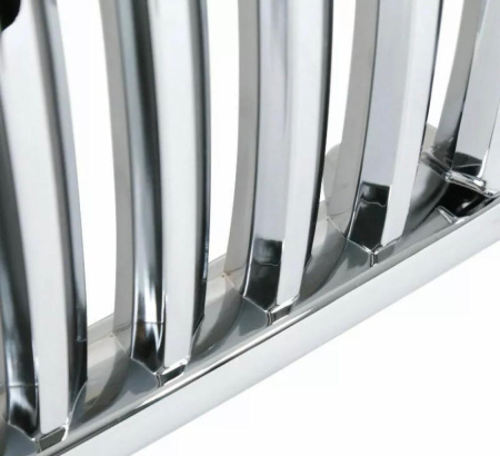 Chevrolet Tahoe, Suburban (99-06) решетка радиатора хромированная, вертикальный дизайн