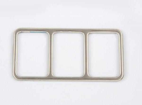 Mitsubishi Outlander (15–) Окантовка на кнопку регулировки фар, нерж.