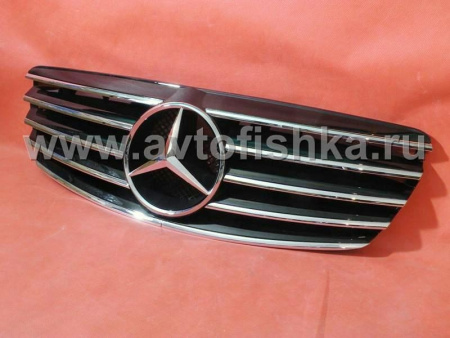 Mercedes E W211 (02-06) решетка радиатора черная, дизайн Big Star "Авангард" (Avangard), 5 ламелей