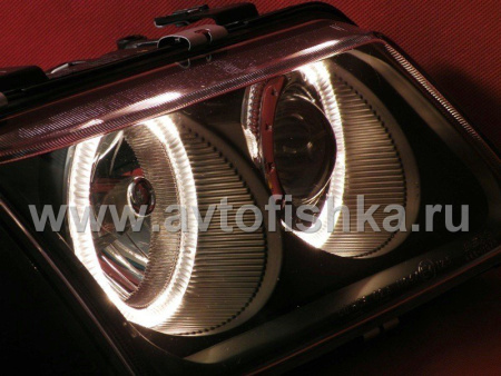 Audi A3 (96-02) фары передние черные со светящимися ободками, комплект с поворотниками лев. и прав.