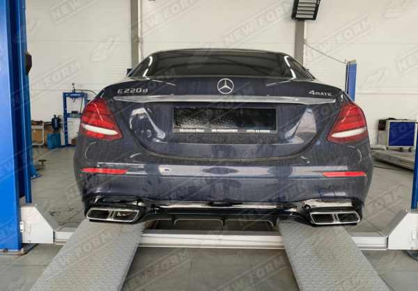 Mercedes-Benz E-Klasse W213 2016 - 2020 Диффузор заднего бампера черный молдинг 6.3S AMG