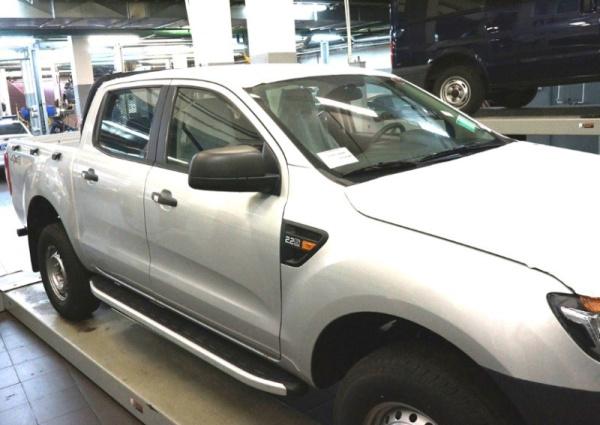 Ford Ranger (12–) Штатные пороги Alyans