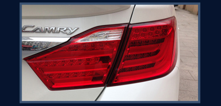 Toyota Camry V50 (2011-) фонари задние светодиодные красно-белые, комплект лев.+прав.