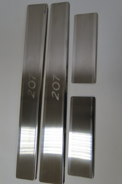 Peugeot 207 (06-) 5 дверн. накладки на внутренние пороги, к-кт 4шт.