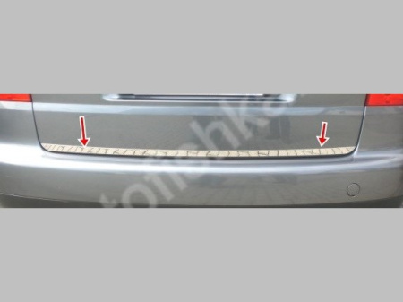 Renault Sandero (2006-) накладка на кромку крышки багажника из нержавеющей стали, 1 шт.