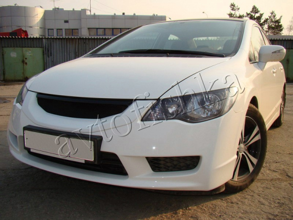 Honda Civic 4D 8 (09 – 12) решетка радиатора "MUGEN Style" (сетка в комплекте)