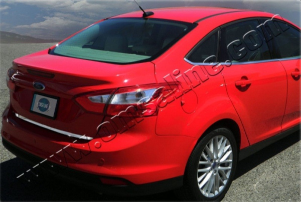 Ford Focus (11–) Накладка на нижнюю кромку крышки багажника, нерж., 1 часть, седан