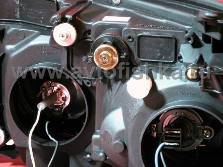 Toyota Land Cruiser 200 (07-12) фары передние линзовые хромированные, со светящимися ободками, с DRL подсветкой, комплект 2 шт.