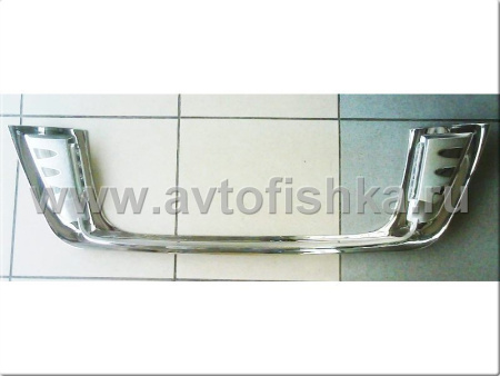 Toyota Land Cruiser 200 (08-) накладка задней двери - рамка номерного знака хромированная, со светодиодной подсветкой.