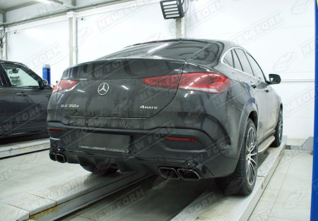 Mercedes-Benz GLE-Klasse C167 2019 - 2023 Диффузор заднего бампера 6.3 AMG с черными насадками на глушитель
