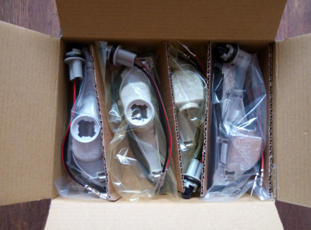 Nissan Maxima QX III A33 (00-) фонари габаритные хрустальные на передний и задний бамперы, комплект 4 шт.