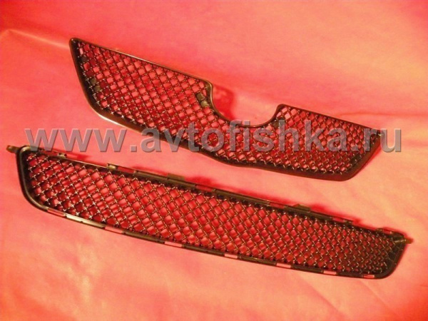 Toyota Corolla (06-) накладка на решетку радиатора и решетка переднего бампера черные, комплект 2 шт.