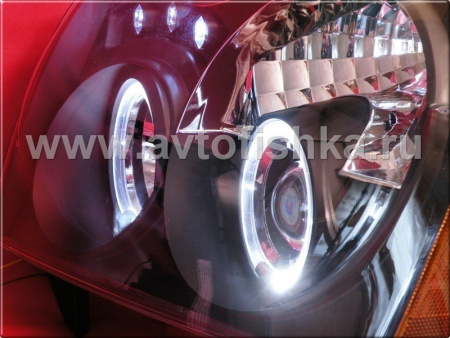 Jeep Grand Cherokee (04-07) фары передние линзовые черные, со светящимися ободками CCFL и светодиодами, комплект 2 шт.