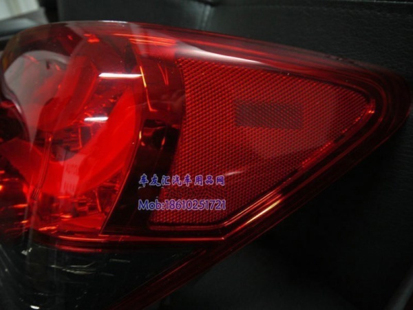 Chevrolet Cruze (08-) задние светодиодные красно-тонированные фонари в стиле Volkswagen, комплект лев + прав