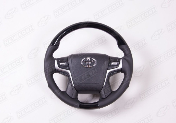 Toyota Land Cruiser LC 200 2007 - 2012 Руль черный с изгибом