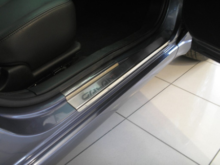 Mitsubishi Galant 9 (06-) накладки на внутренние пороги, к-кт 4шт.