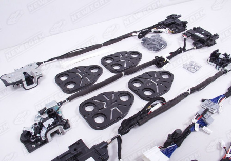 Geely Monjaro  2022 - н.в. Доводчики дверей