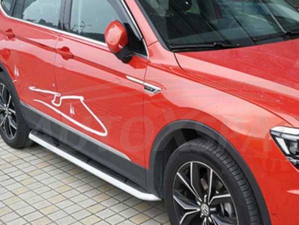 Skoda Kodiaq (16–) Пороги OEM стиль