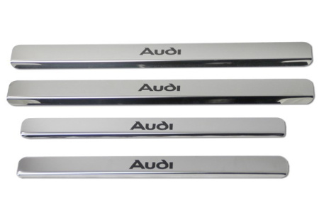 Audi 80, 90 (86-94) B3, B4 и Audi A4 накладки на пороги дверных проемов, из нержавеющей стали с надписью Audi, комплект 4 шт.