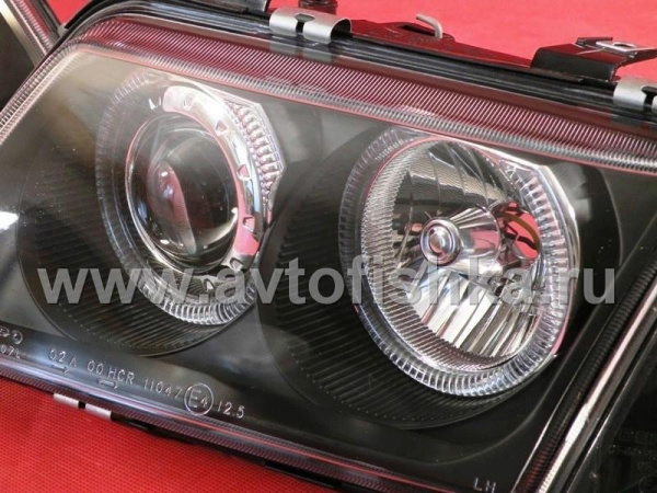 Audi A3 (96-02) фары передние черные со светящимися ободками, комплект с поворотниками лев. и прав.
