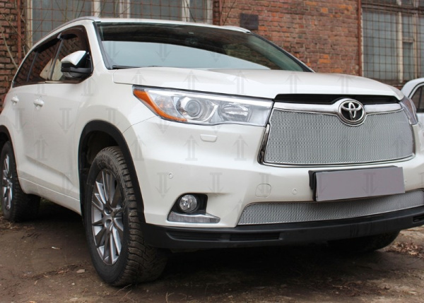 Toyota Highlander (14–) Защита радиатора Premium, хром, низ