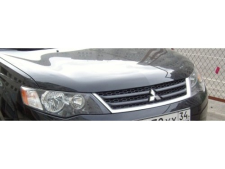 Mitsubishi Outlander XL (06-) решетка радиатора серебристая с черным, оригинал