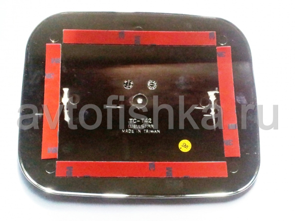 Toyota Camry V40 (2006-2011) накладка на лючок бензобака пластиковая