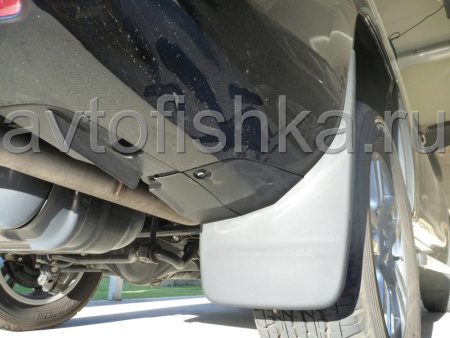 Toyota Land Cruiser Prado 150 (10-) черные брызговики, удлиненные грязезащитные щитки полипропиленовые, оригинал Toyota, комплект 4 шт.