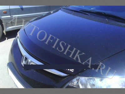Дефлектор капота темный с надписью Honda Civic седан 2006-2011