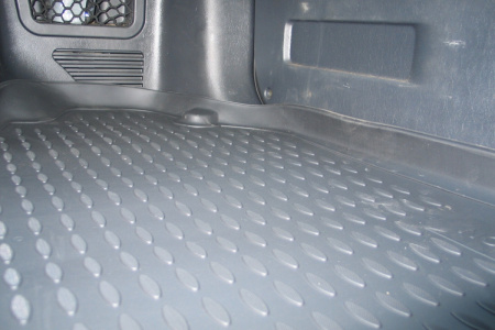 Коврик в багажник HYUNDAI Tucson 2004-2009, кросс. (полиуретан)