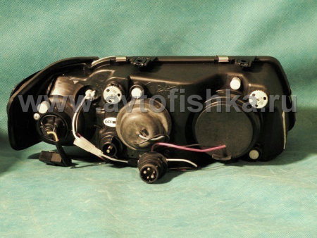 Audi A3 (96-02) передние фары линзовые хромированные, со светящимися ободками, со светодиодами, комплект 2 шт.