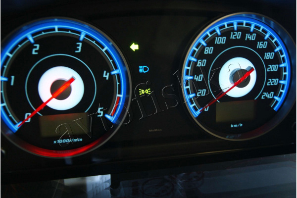 Ford Mondeo MK3 светодиодные шкалы (циферблаты) на панель приборов - дизайн 2