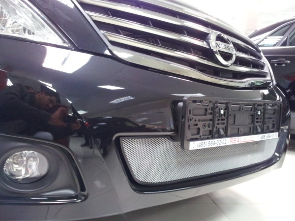 Nissan Teana (08–) Защита радиатора, хром