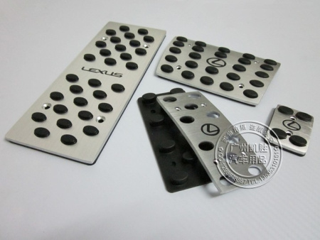 Lexus IS300, RX350, LX570 (2008-) накладки на педали, подставку под ногу, алюминиевые с логотипом LEXUS, комплект 4 шт.